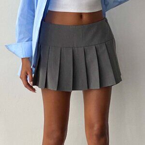 Motel Rocks Casini Pleated Micro Skirt in Charcoal XS